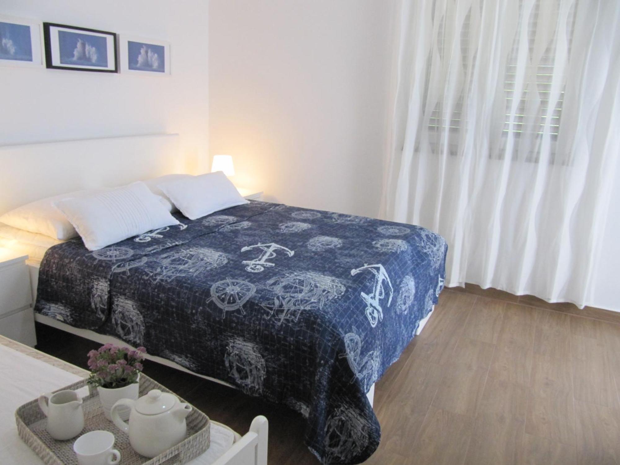 Falcon Guest house 3*